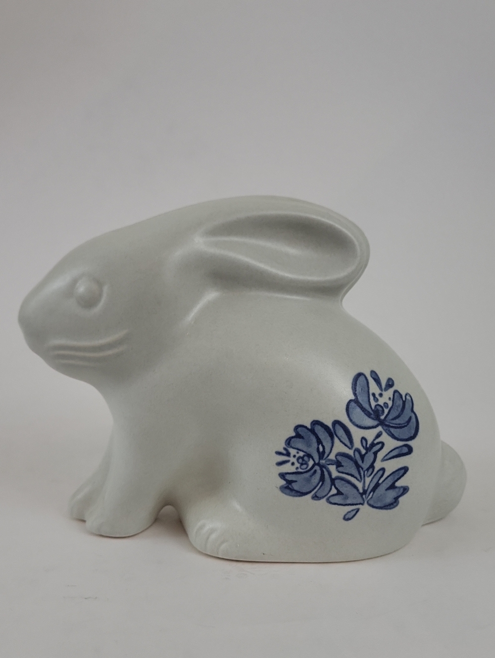 Pfaltzgraff Yorktowne Bunny Coin Bank